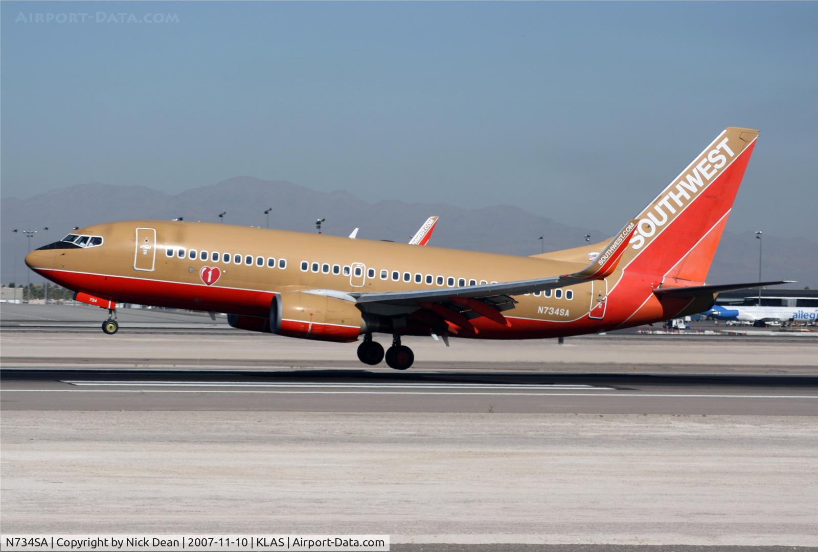 N734SA, 1999 Boeing 737-7H4 C/N 27866, /