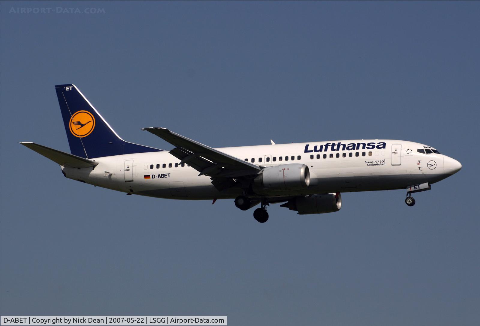 D-ABET, 1994 Boeing 737-330 C/N 27903, /