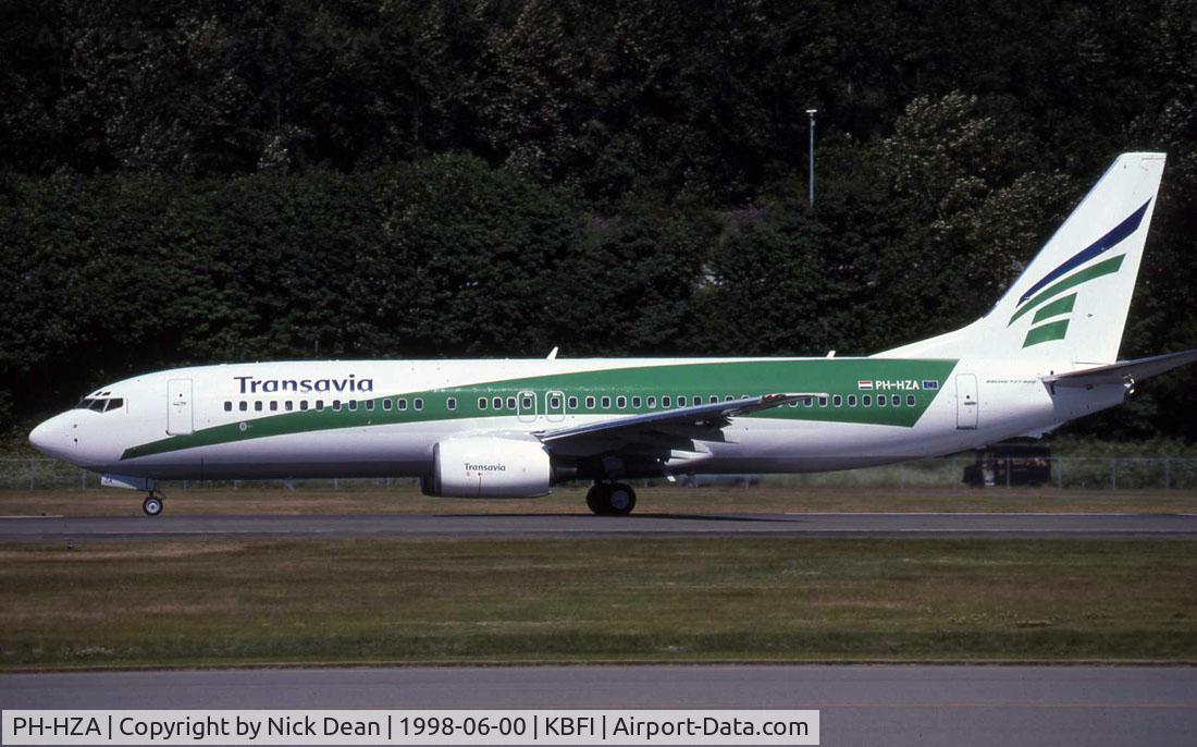 PH-HZA, 1998 Boeing 737-8K2 C/N 28373, /