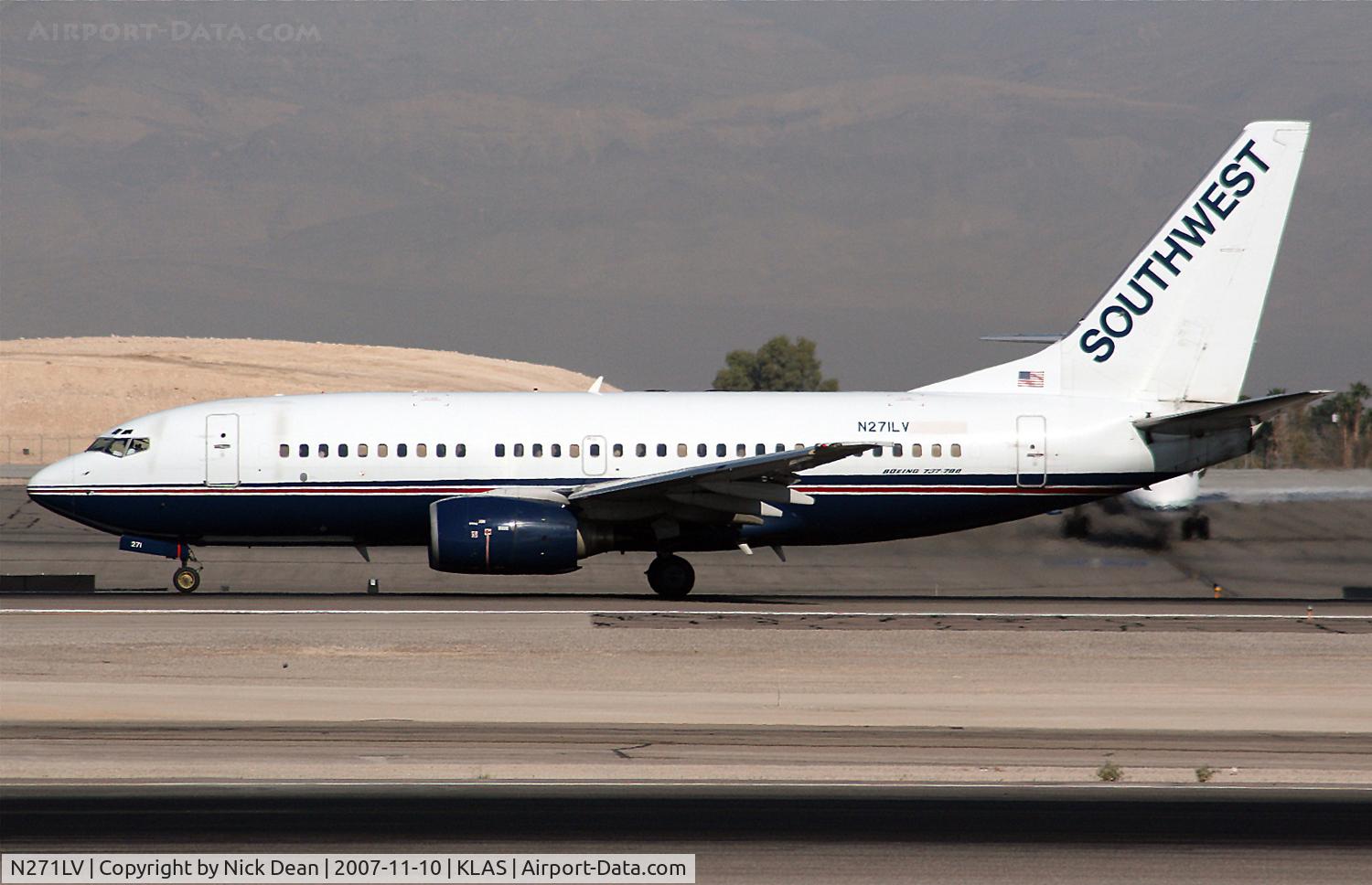 N271LV, 1998 Boeing 737-705 C/N 29090, /