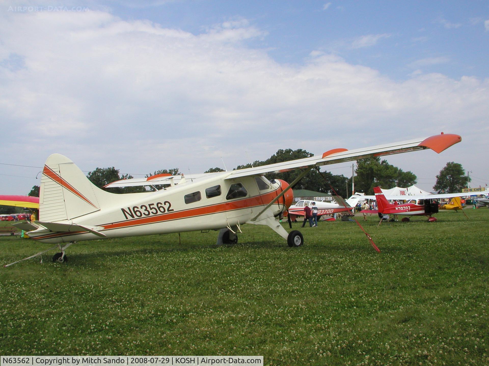 N63562, 1957 De Havilland Canada DHC-2 Beaver Mk.I C/N 1086, EAA AirVenture 2008.