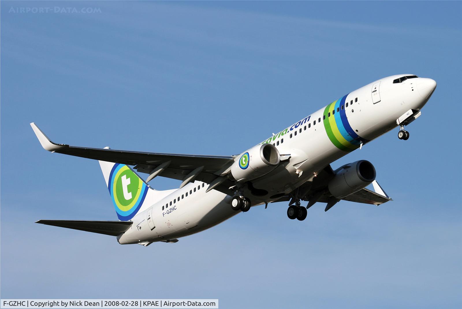 F-GZHC, 2008 Boeing 737-8K2 C/N 29651, Was doing an ILS approach but pulled up early, they usually go past side on.