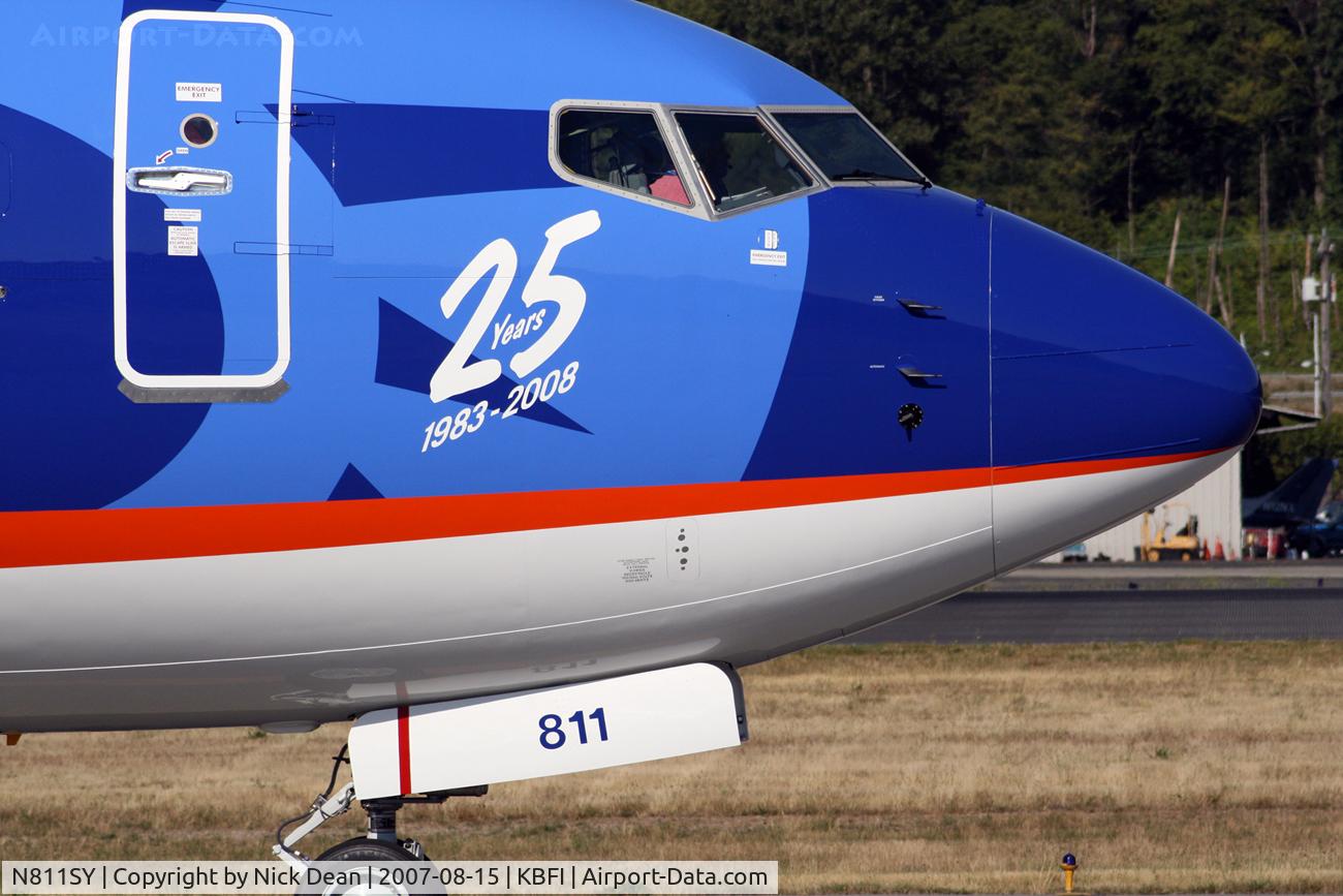 N811SY, 2007 Boeing 737-8BK C/N 29660, Special 25th anniversary titles