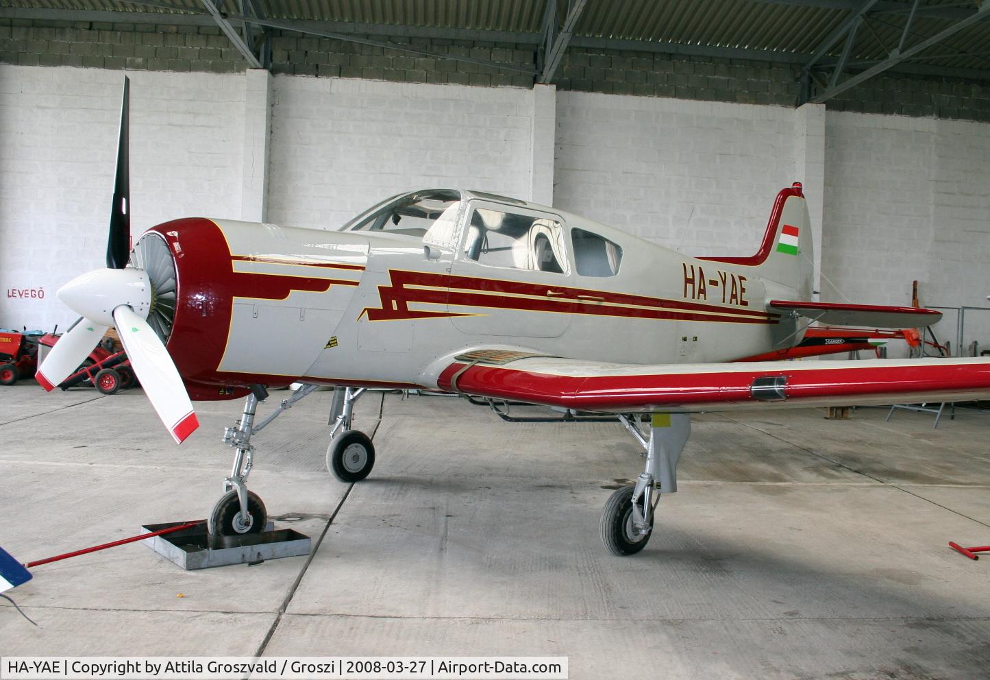 HA-YAE, Yakovlev Yak-18T C/N 11-35, Gyorszentiván-Bony Airport, Hungary