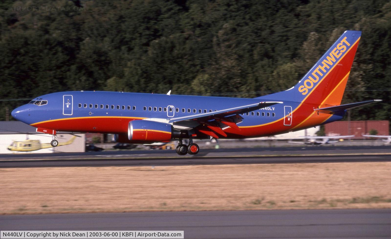 N440LV, 2003 Boeing 737-7H4 C/N 29835, /