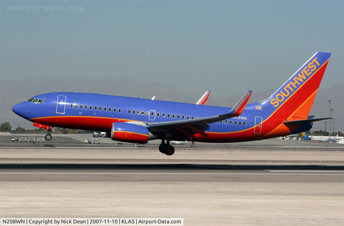 N208WN, 2005 Boeing 737-7H4 C/N 29856, /