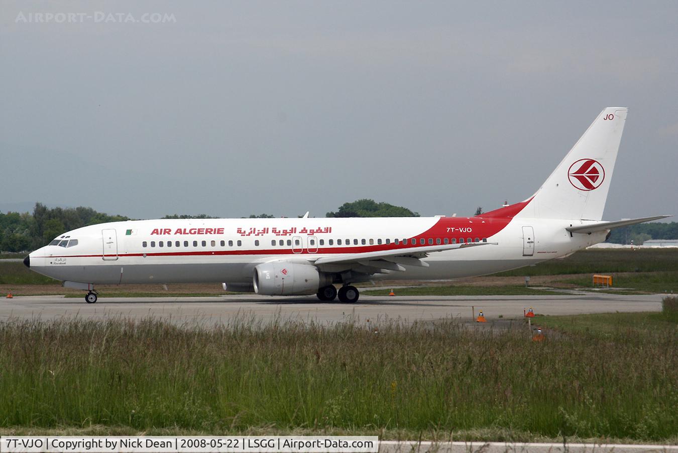 7T-VJO, 2001 Boeing 737-8D6 C/N 30207, /