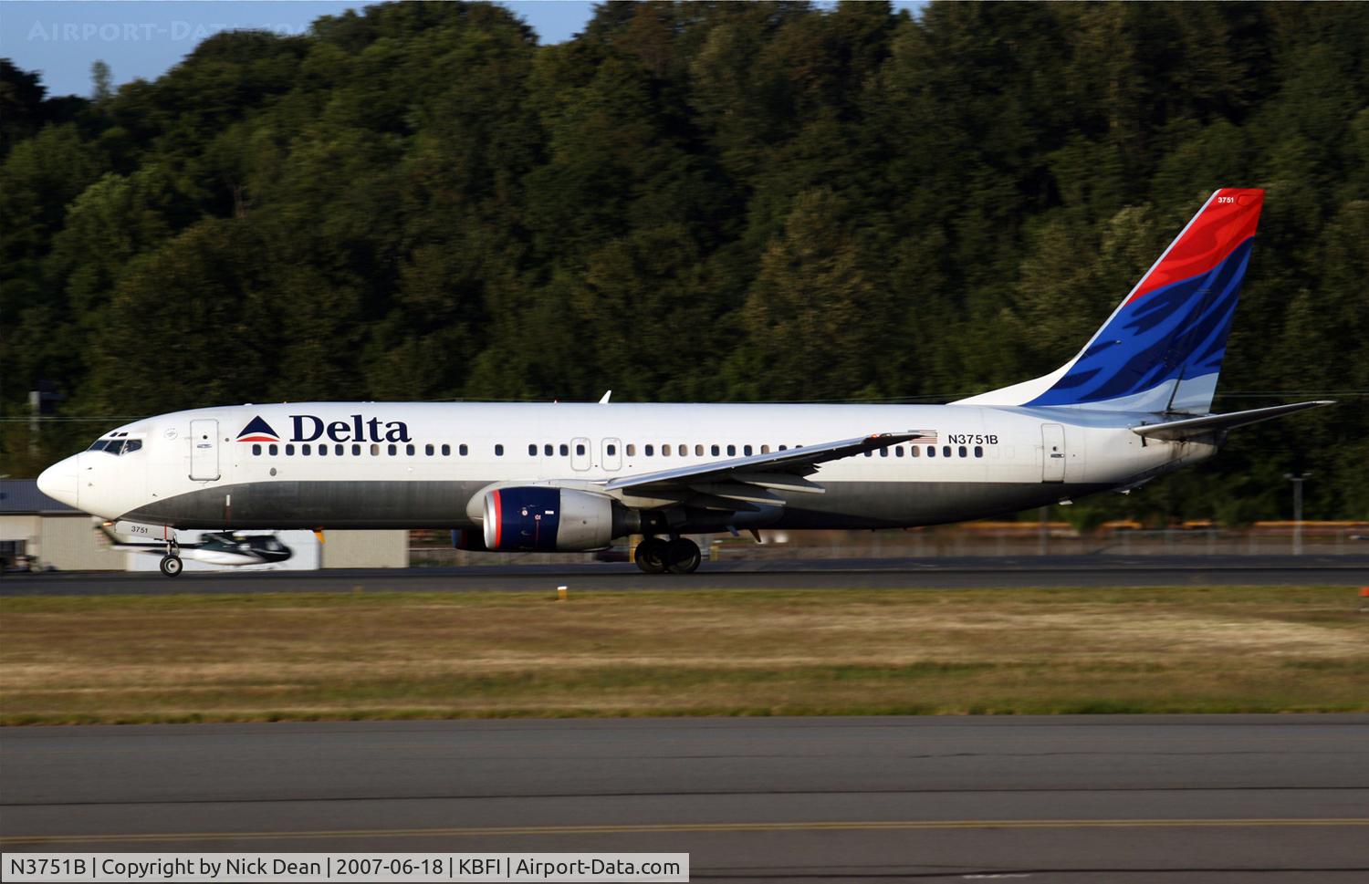 N3751B, 2001 Boeing 737-832 C/N 30491, /