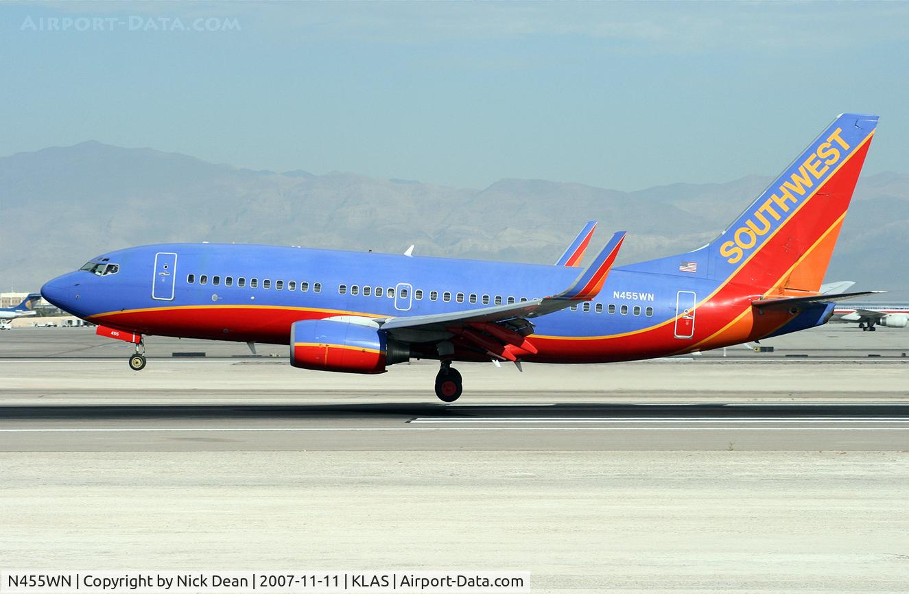 N455WN, 2004 Boeing 737-7H4 C/N 32462, /
