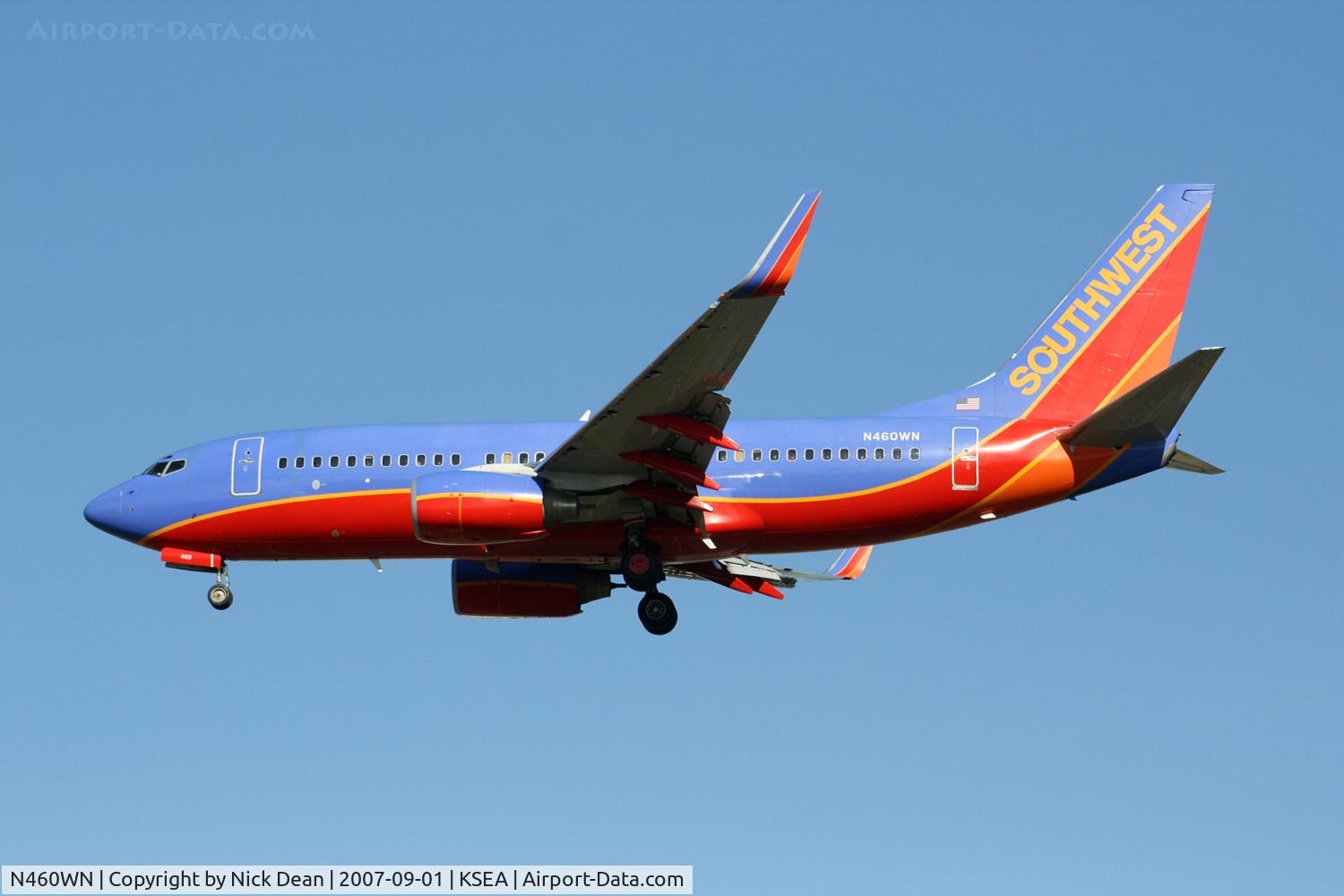 N460WN, 2004 Boeing 737-7H4 C/N 32464, /