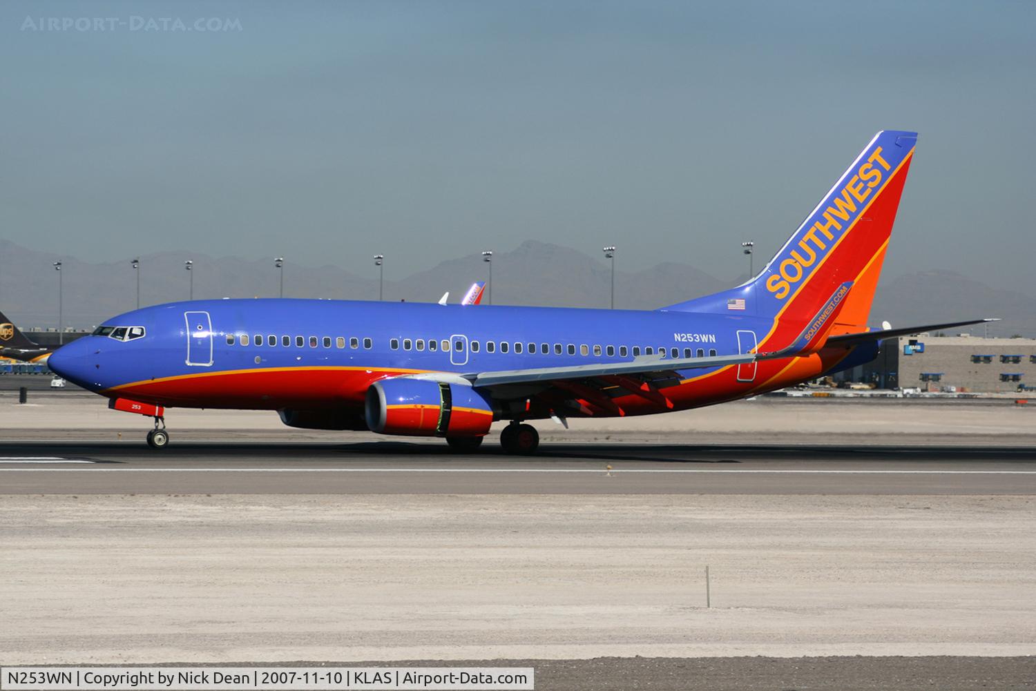 N253WN, 2006 Boeing 737-7H4 C/N 32511, /