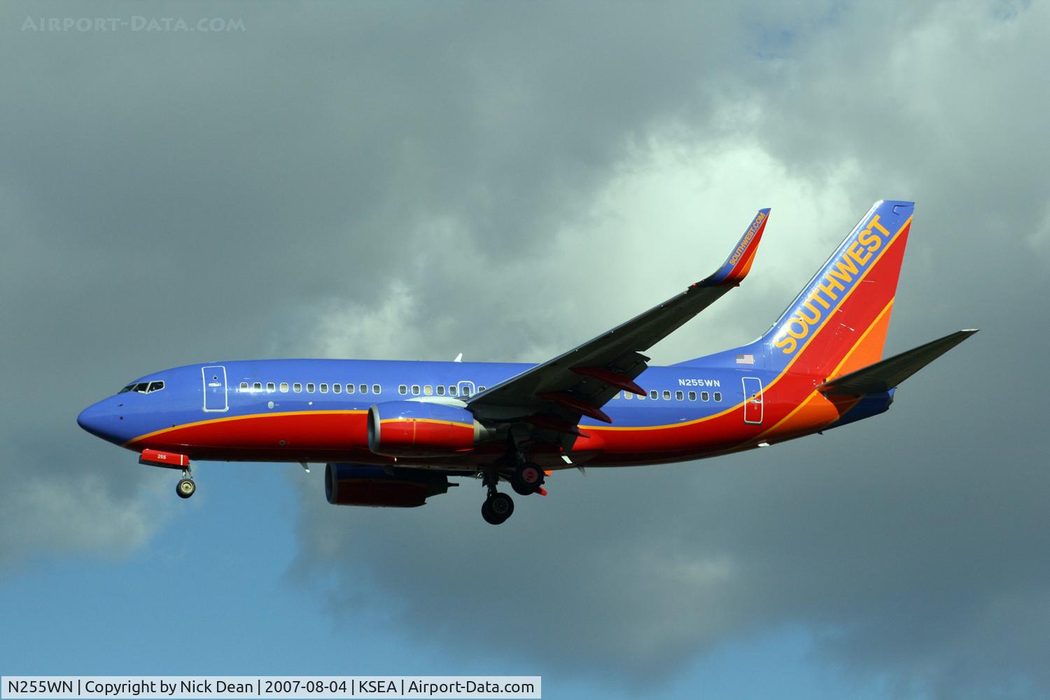 N255WN, 2006 Boeing 737-7H4 C/N 32513, /