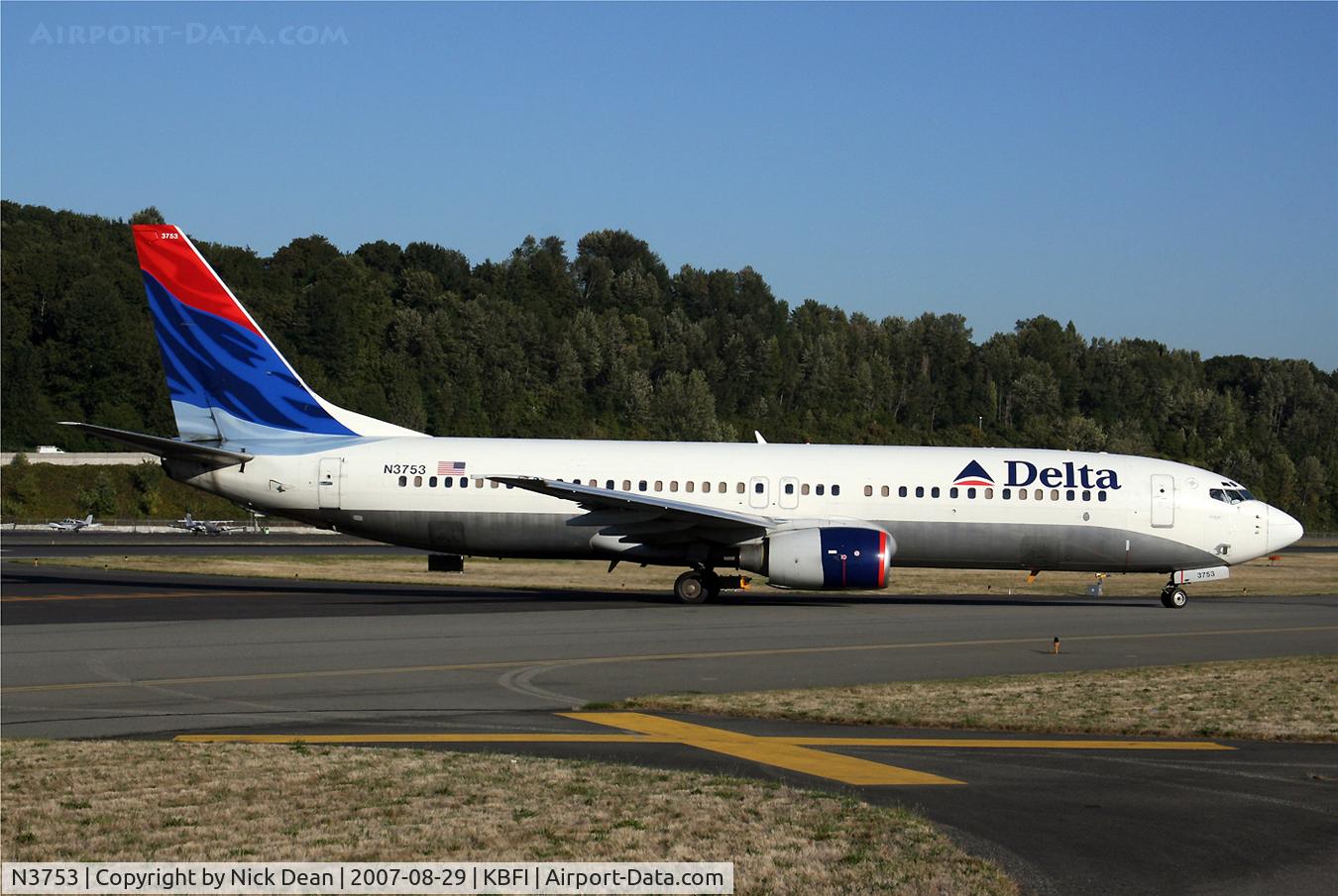 N3753, 2001 Boeing 737-832 C/N 32626, /