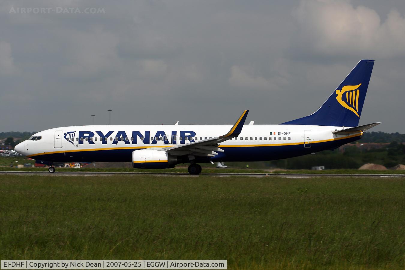 EI-DHF, 2005 Boeing 737-8AS C/N 33575, /