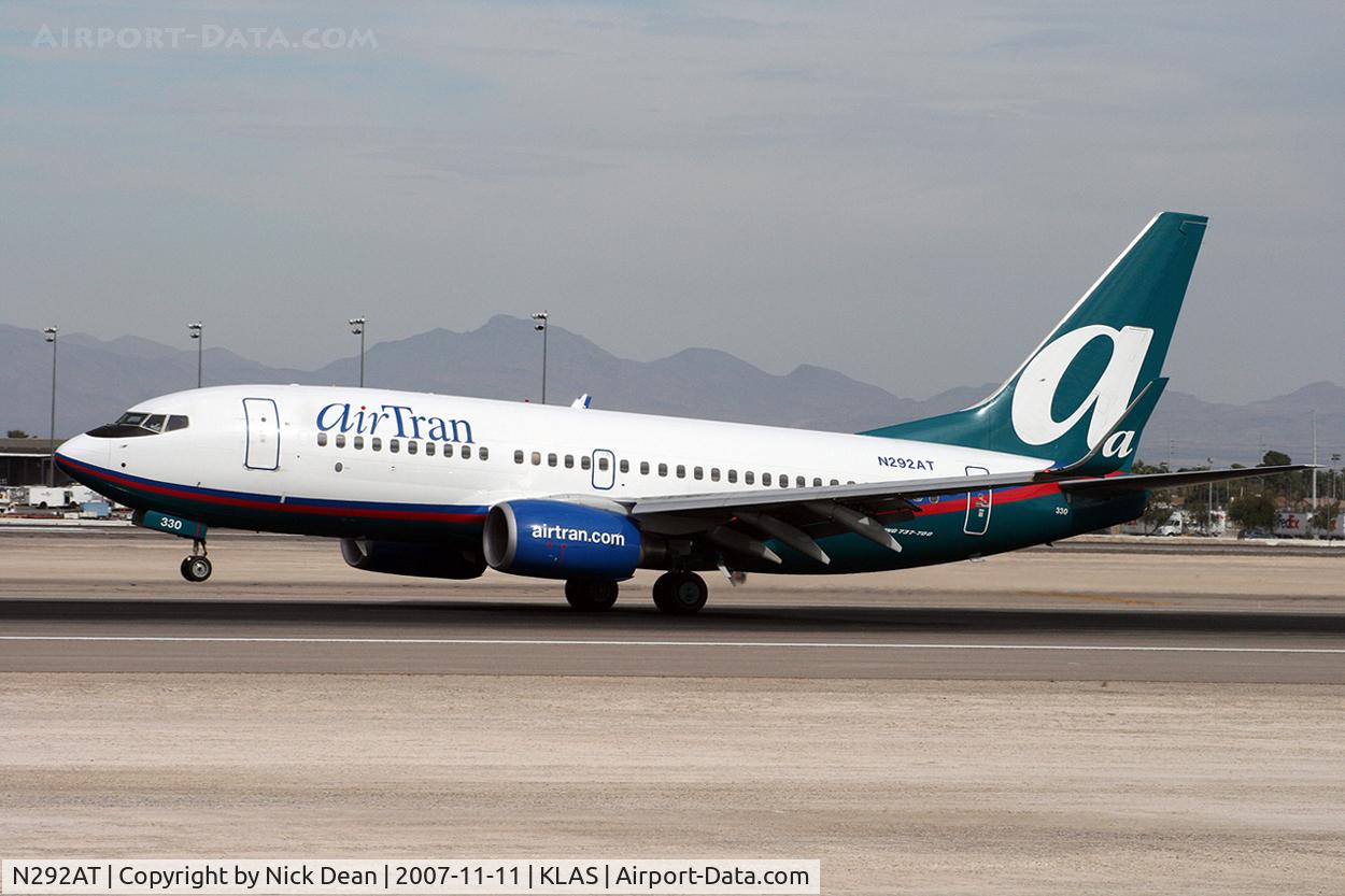 N292AT, 2006 Boeing 737-7BD C/N 33926, /