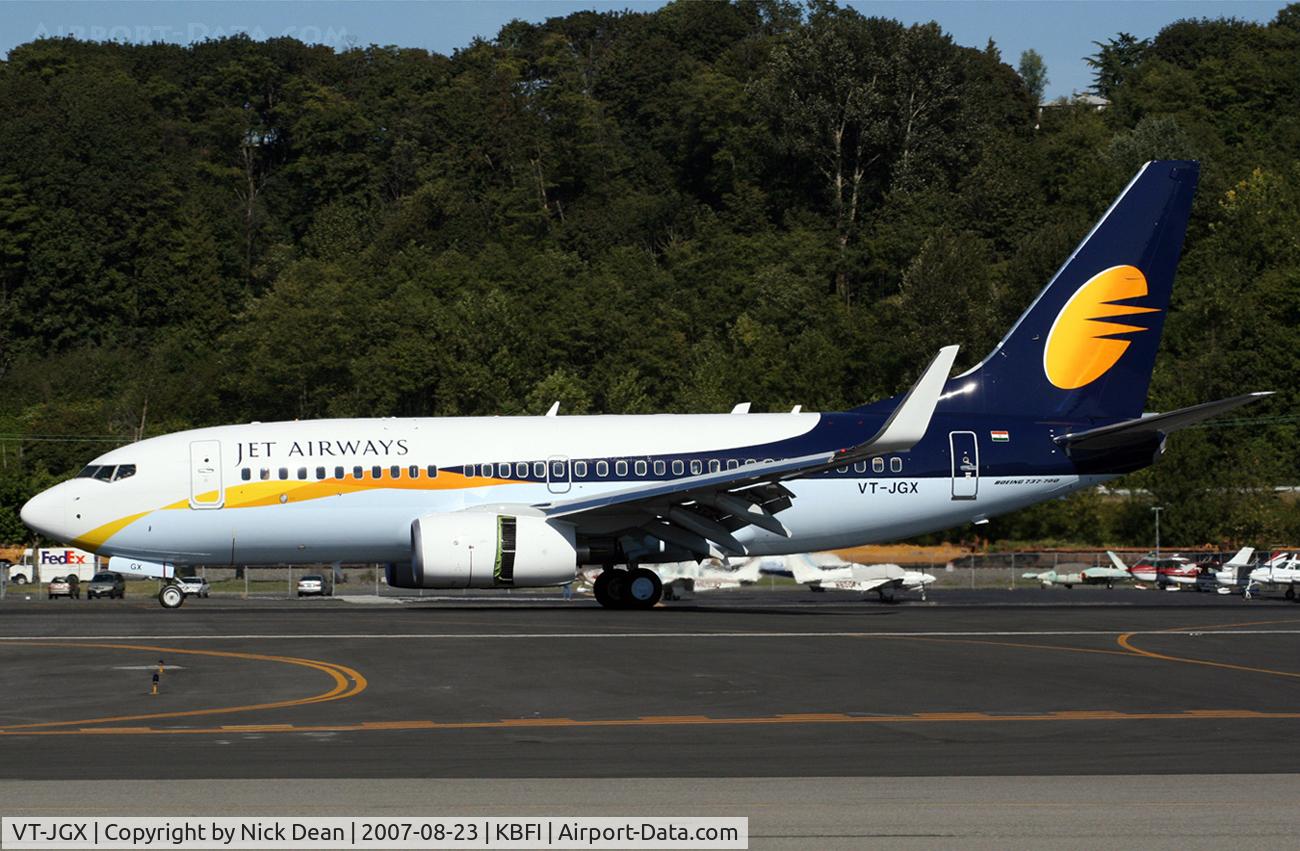 VT-JGX, 2007 Boeing 737-75R C/N 34805/2360, /