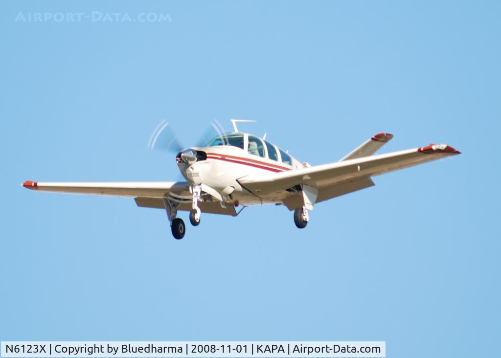 N6123X, 1981 Beech V35B Bonanza C/N D-10385, On final approach to 17L.