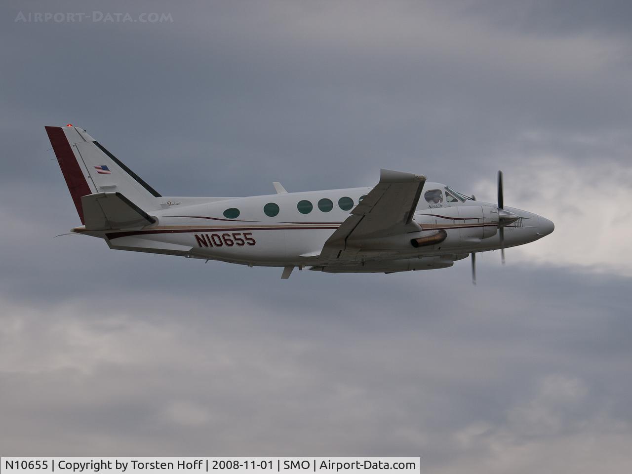 N10655, 1979 Beech B100 King Air C/N BE-81, N10655 departing from RWY 03