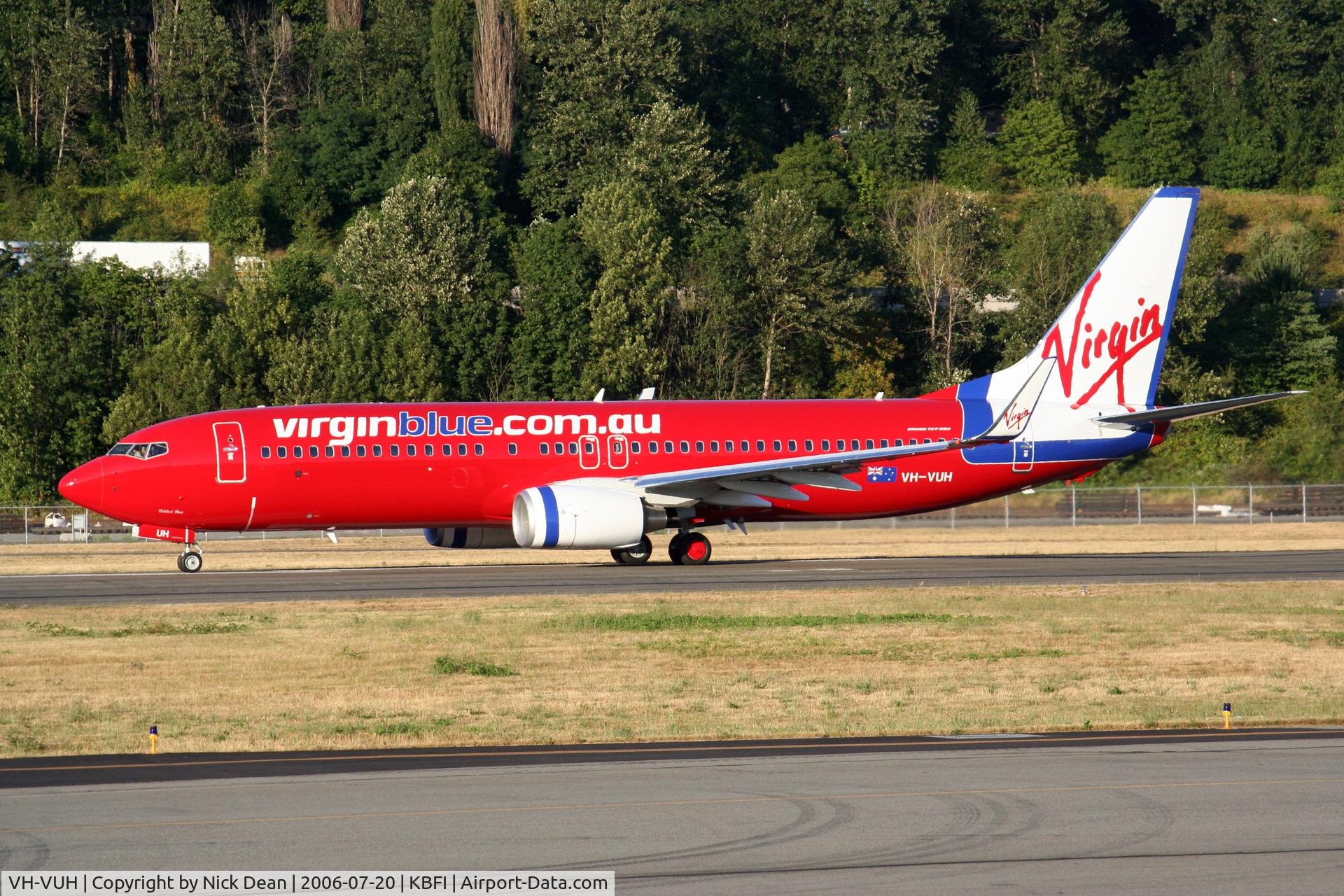 VH-VUH, 2006 Boeing 737-8FE C/N 34440/2003, /