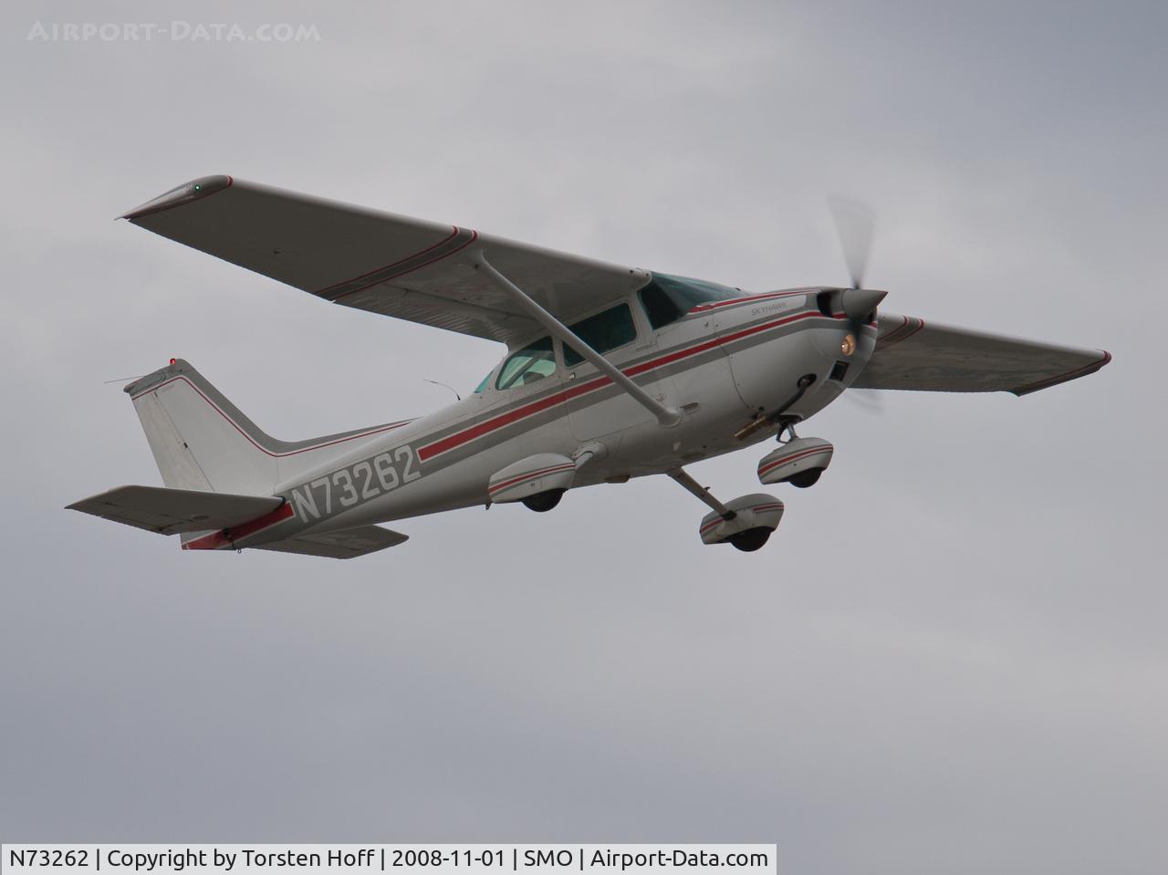 N73262, 1976 Cessna 172M C/N 17267342, N73262 departing from RWY 03