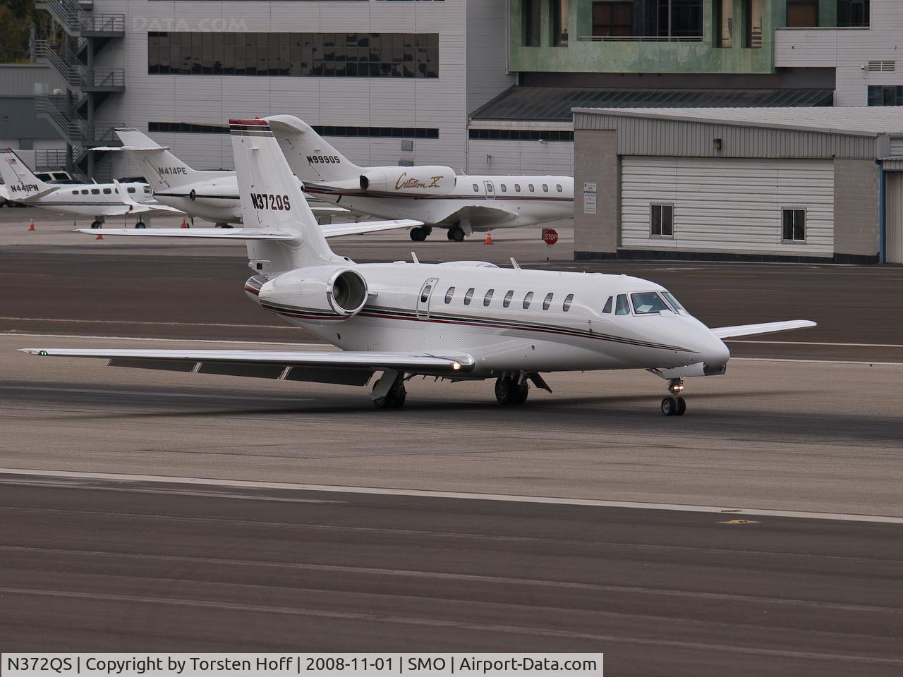 N372QS, 2008 Cessna 680 Citation Sovereign C/N 680-0201, N372QS arriving on RWY 03