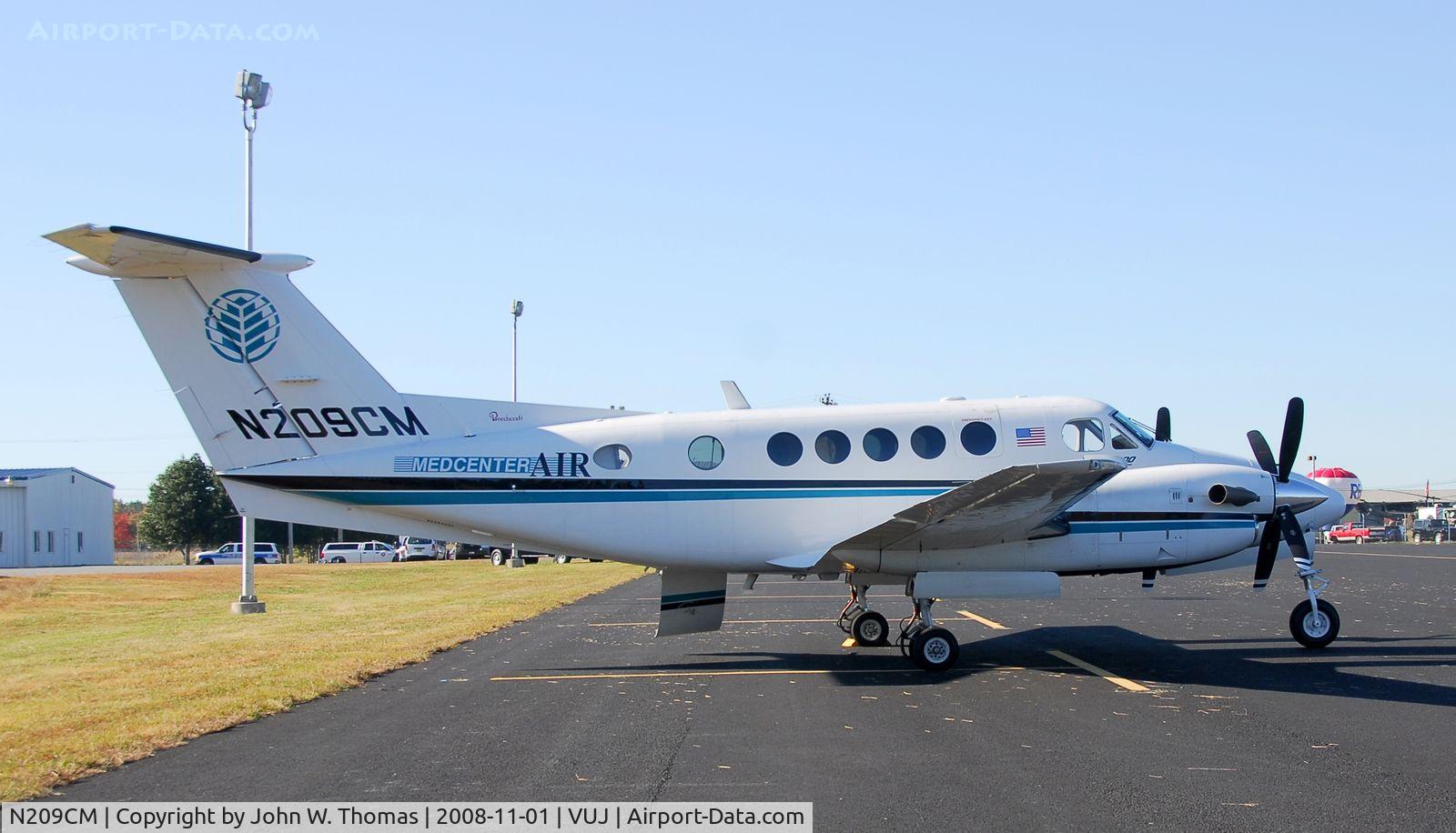 N209CM, 1998 Raytheon Aircraft Company B200 C/N BB-1613, Stanly County Airshow