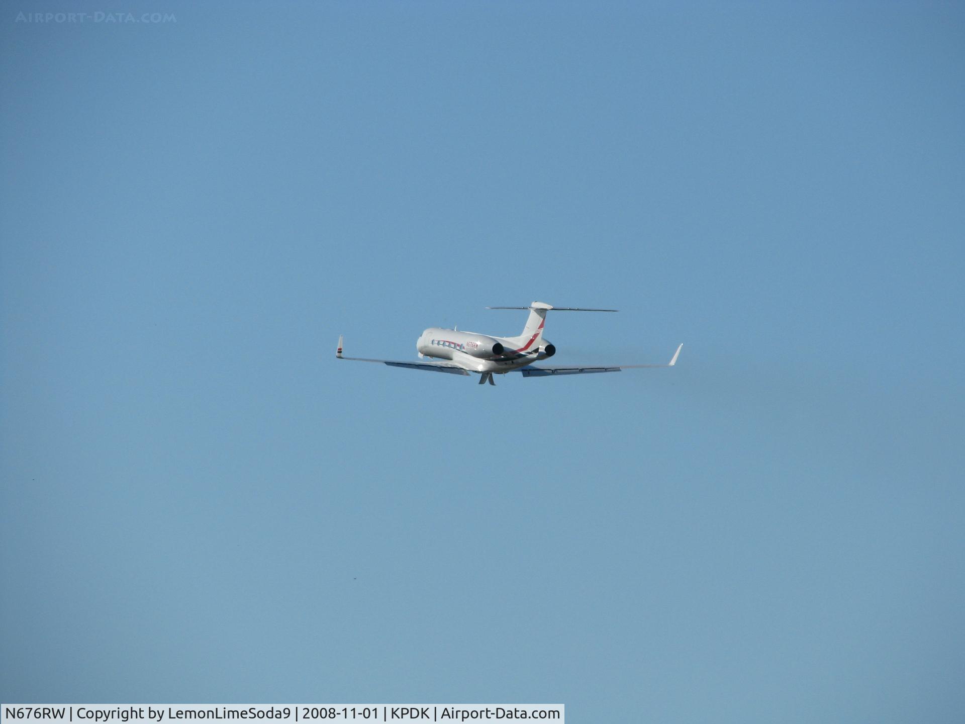 N676RW, 2006 Gulfstream Aerospace GV-SP (G550) C/N 5126, Just another day at the airport.