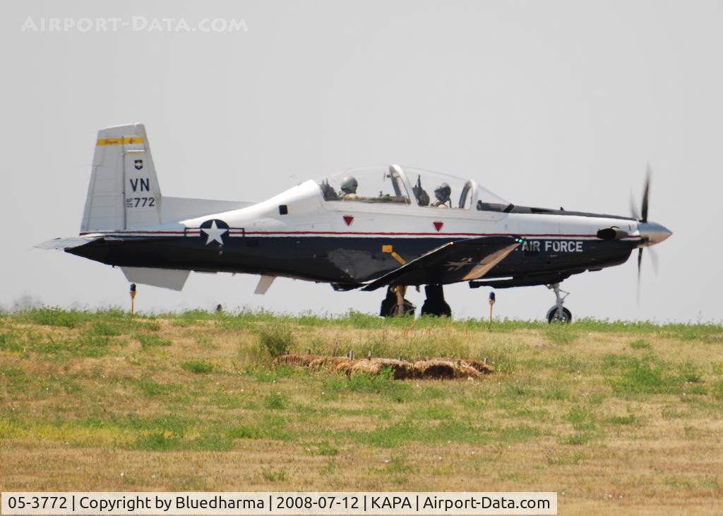 05-3772, 2005 Raytheon T-6A Texan II C/N PT-324, T-6II Texan Position and Hold for 17L.