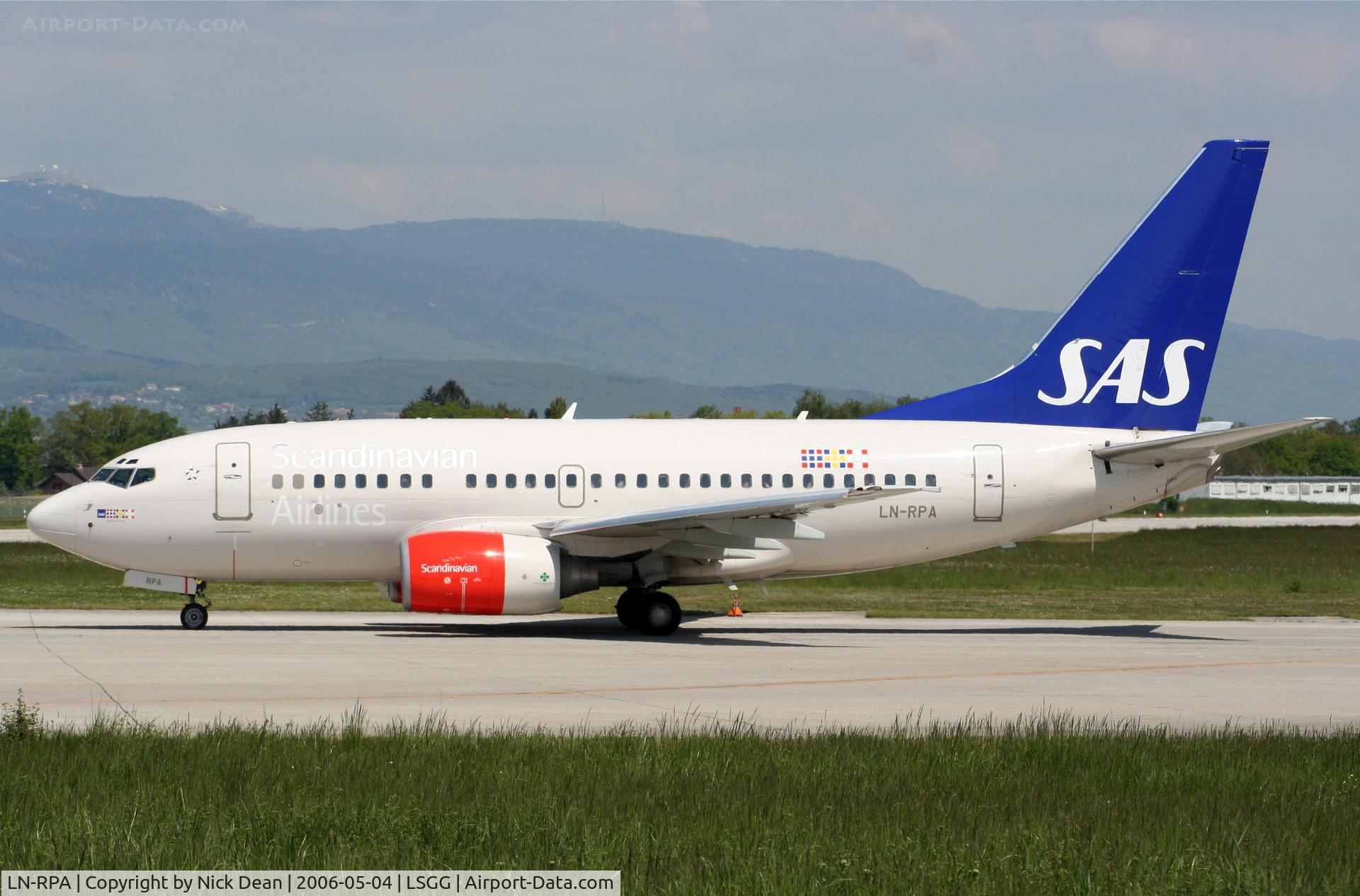 LN-RPA, 1998 Boeing 737-683 C/N 28290, LSGG