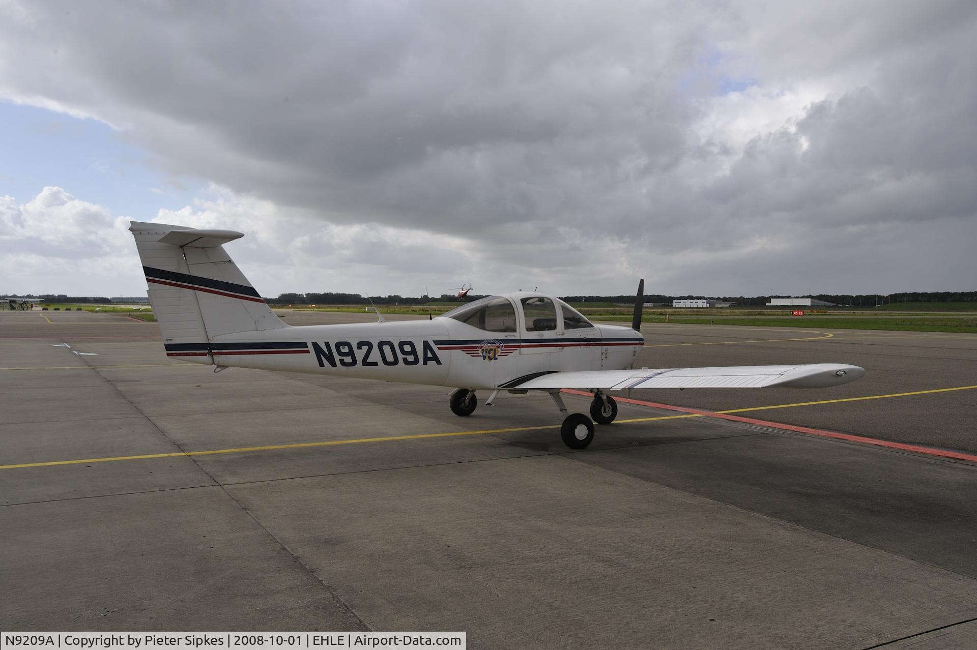 N9209A, Piper PA-38-112 Tomahawk C/N 38-82A0113, Lelystad Airport