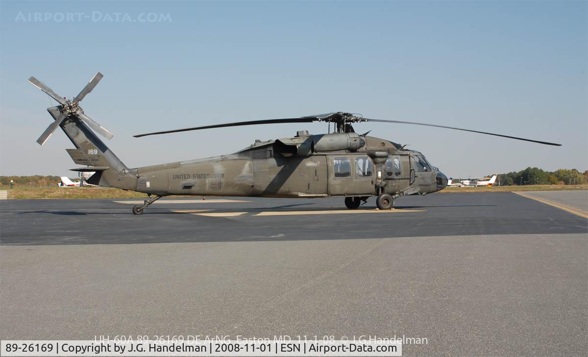 89-26169, 1989 Sikorsky UH-60A Black Hawk C/N 70-1411, UH-60A on ground at Easton MD airport