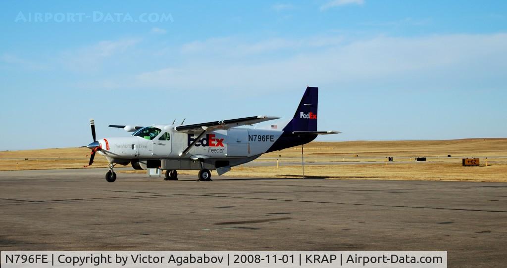 N796FE, 1990 Cessna 208B C/N 208B0212, At Rapid City
