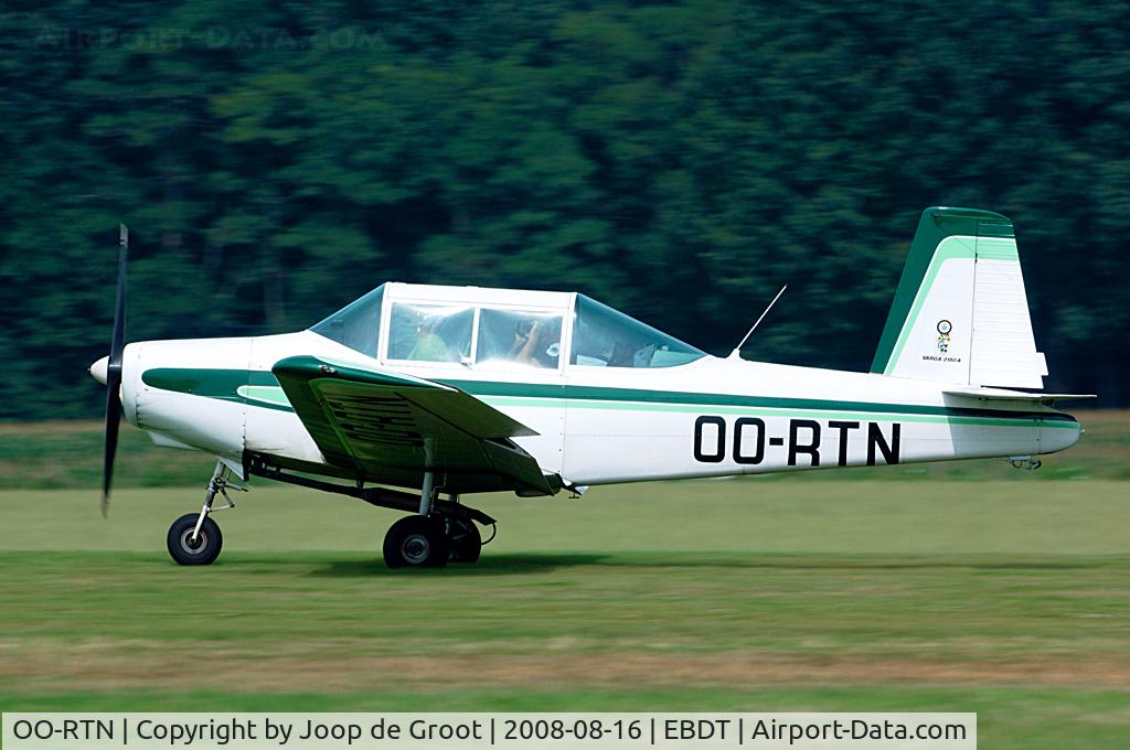 OO-RTN, 1980 Varga 2150A Kachina C/N VAC-152-80, I had never seen such an aircraft before. The internet revealed not that many have been built.