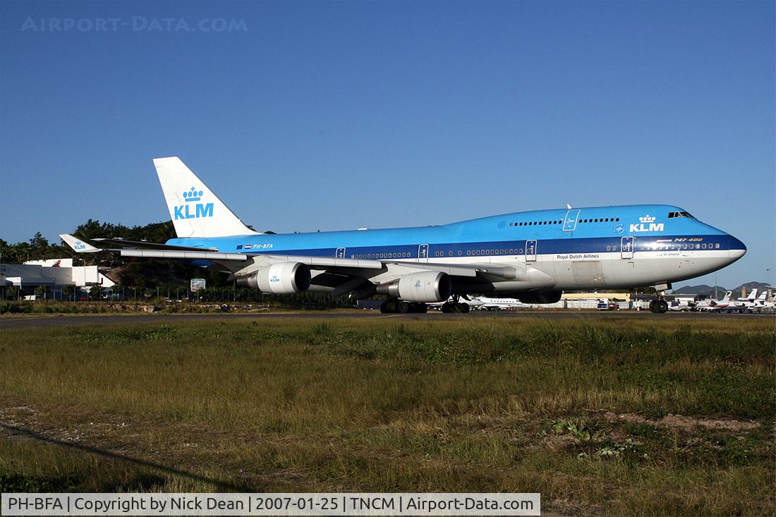 PH-BFA, 1989 Boeing 747-406 C/N 23999, /