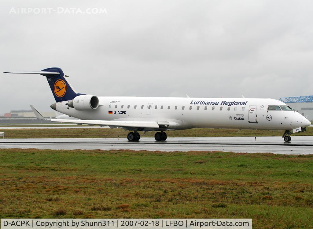 D-ACPK, 2002 Canadair CRJ-701ER (CL-600-2C10) Regional Jet C/N 10063, Lining up rwy 14L for departure