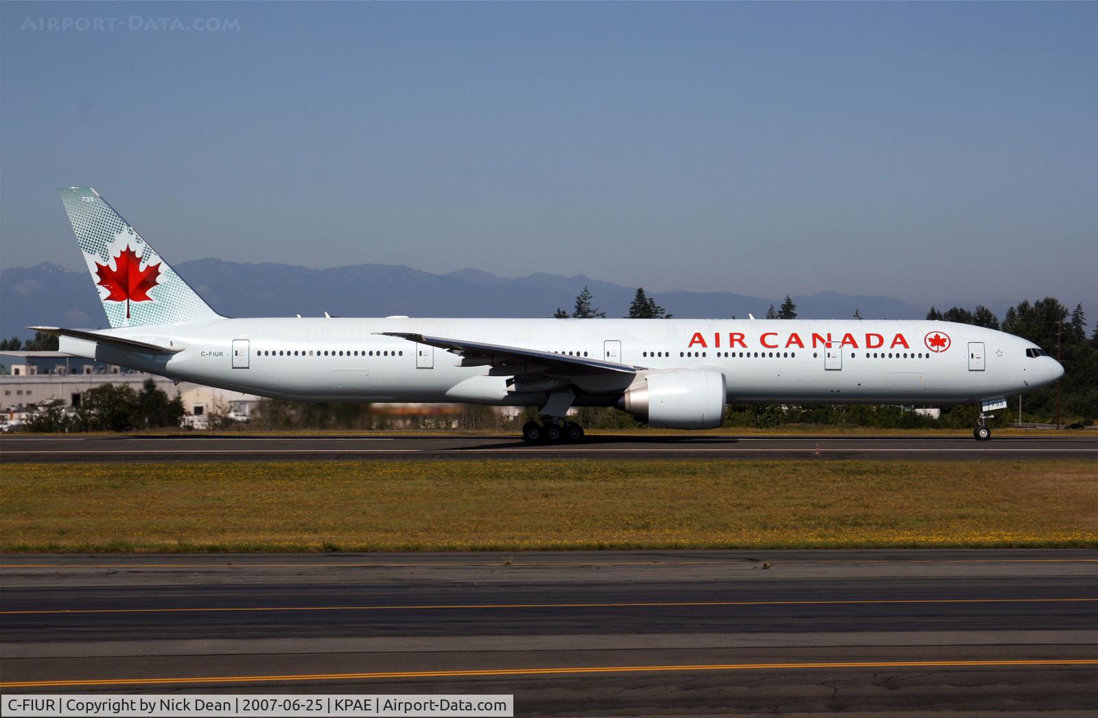 C-FIUR, 2007 Boeing 777-333/ER C/N 35242, /
