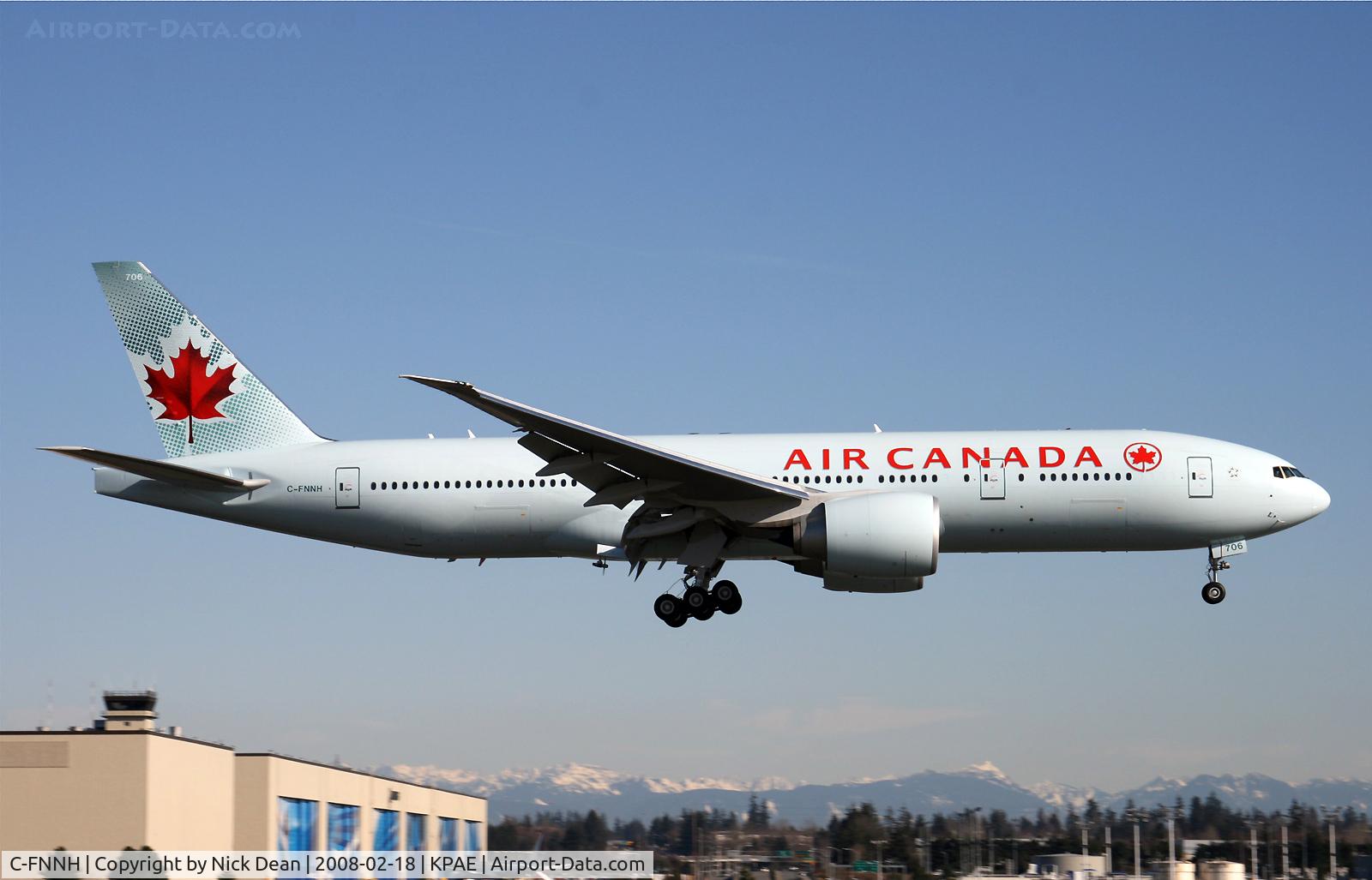 C-FNNH, 2008 Boeing 777-233/LR C/N 35247, /