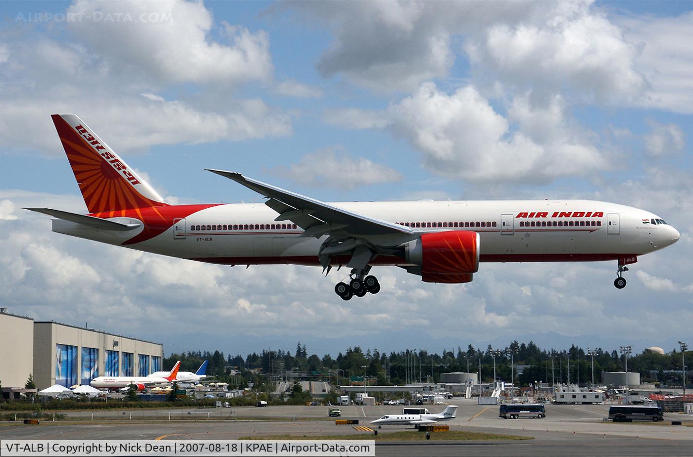 VT-ALB, 2007 Boeing 777-237/LR C/N 36301/621, /