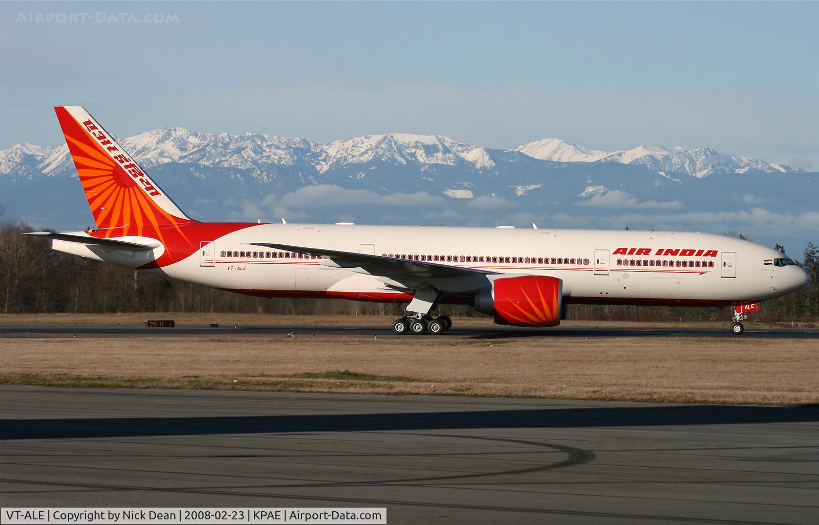 VT-ALE, 2008 Boeing 777-237/LR C/N 36304, C/n 36304