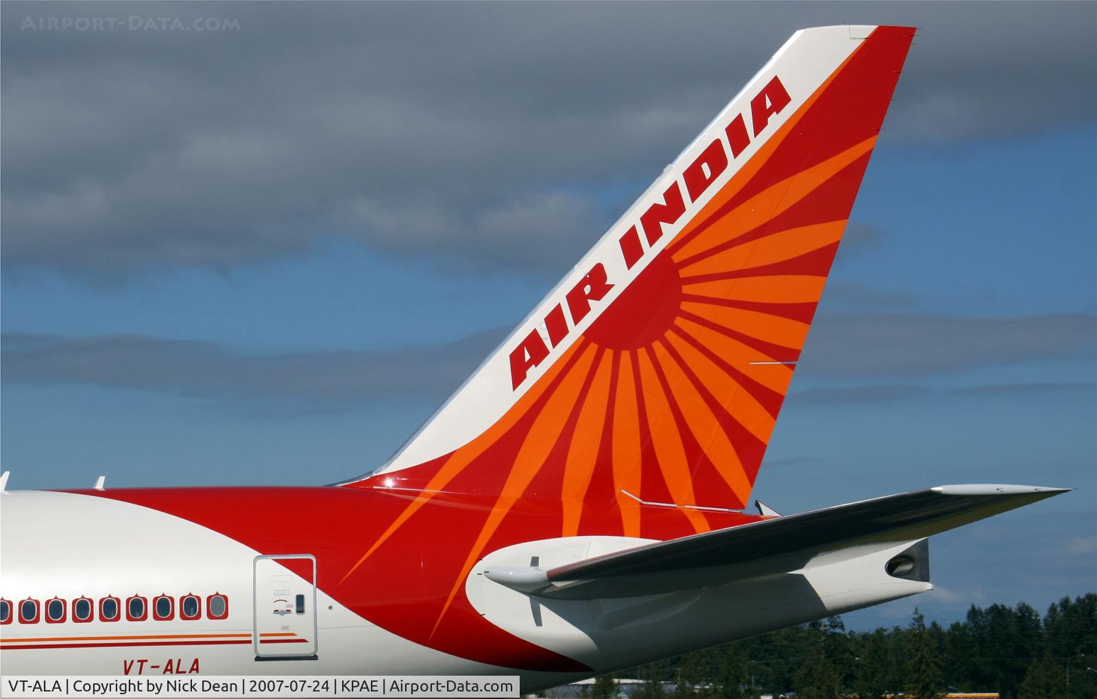 VT-ALA, 2007 Boeing 777-237/LR C/N 36300, I like this scheme
