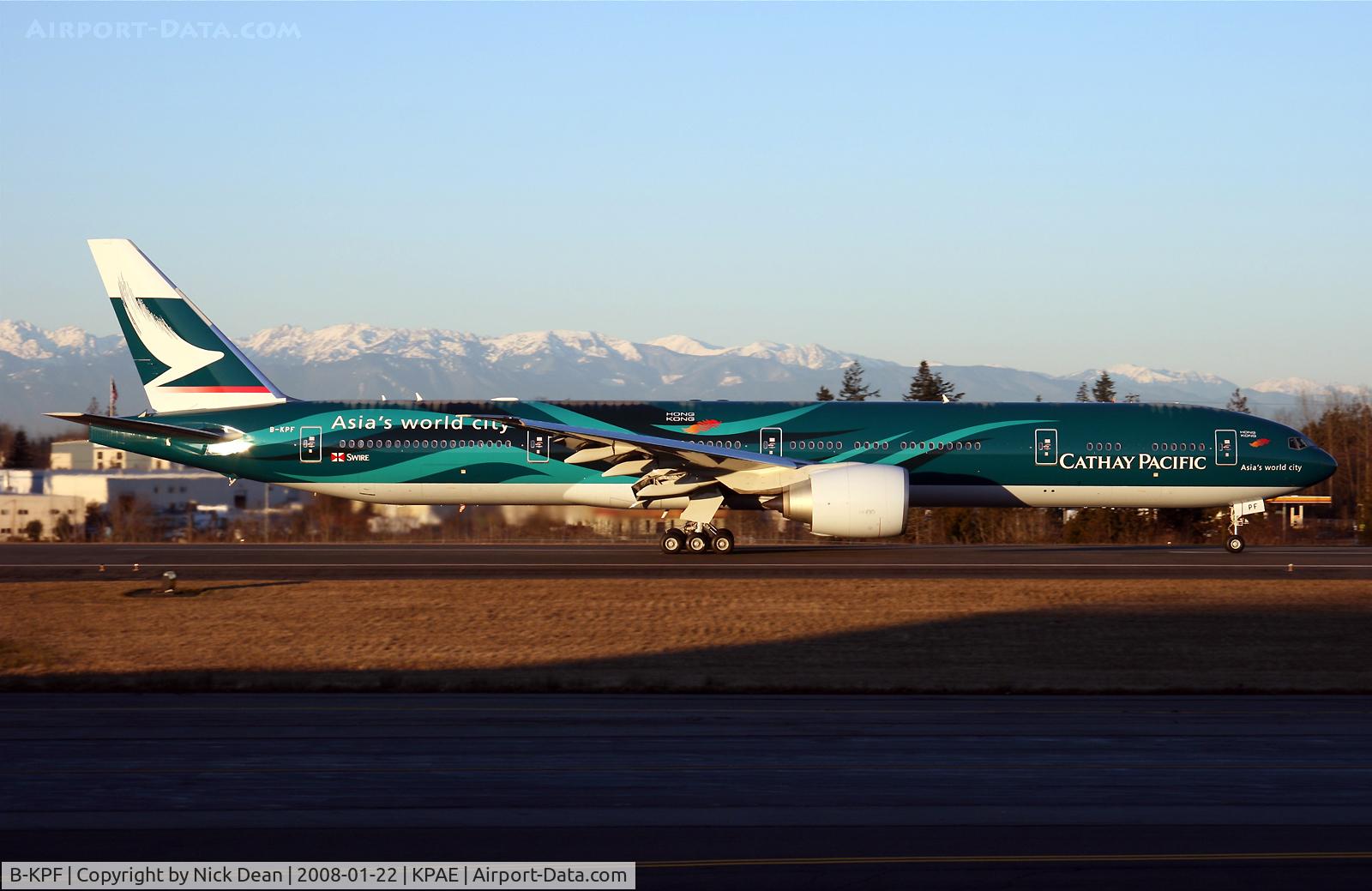 B-KPF, 2008 Boeing 777-367/ER C/N 36832/692, /