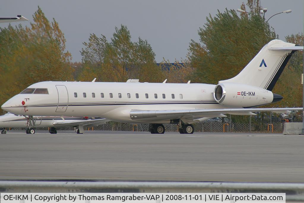 OE-IKM, 2001 Bombardier BD-700-1A10 Global Express C/N 9112, A-Jet Bombardier Globalexpress