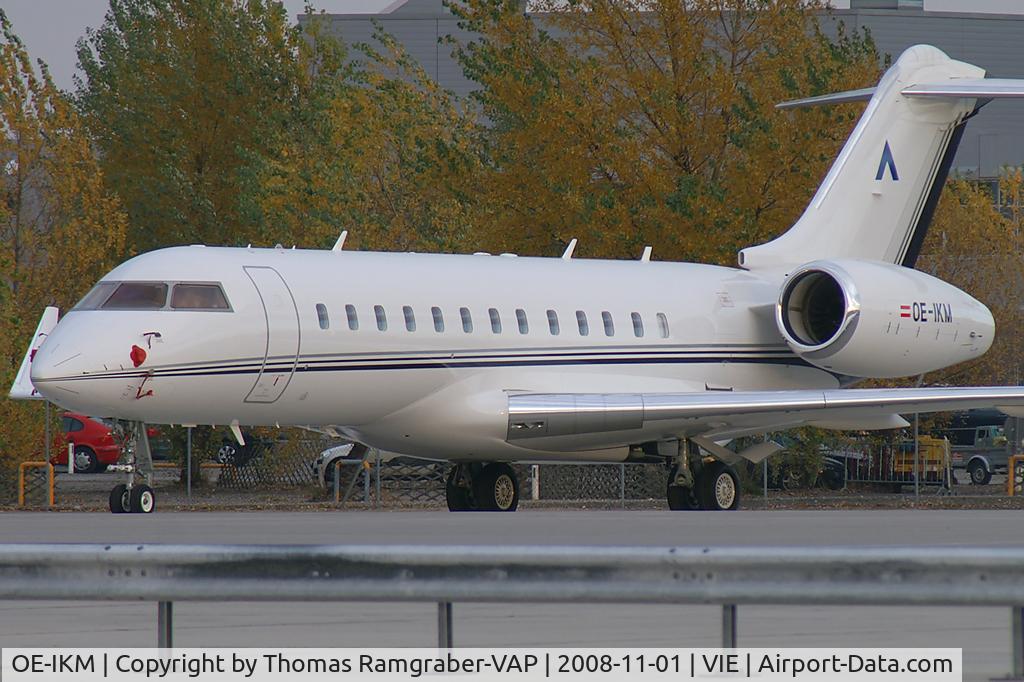 OE-IKM, 2001 Bombardier BD-700-1A10 Global Express C/N 9112, A-Jet Bombardier Globalexpress