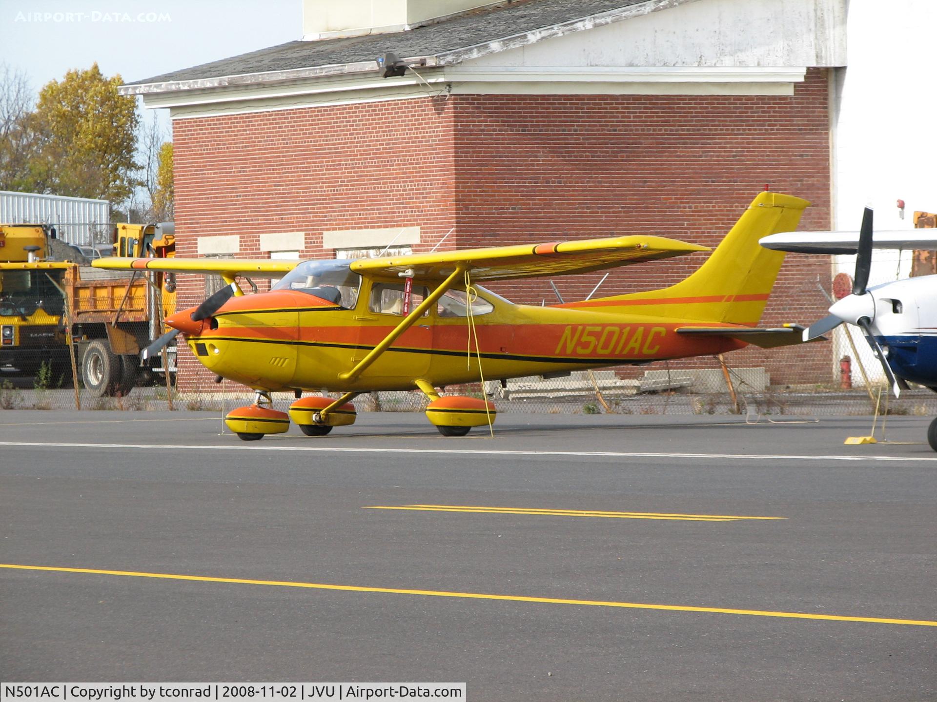 N501AC, 1979 Cessna 182Q Skylane C/N 18266922, at Queen City