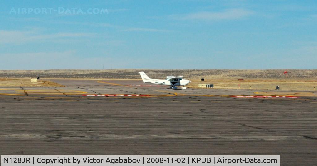 N128JR, 1976 Cessna 182P Skylane C/N 18264785, At Pueblo