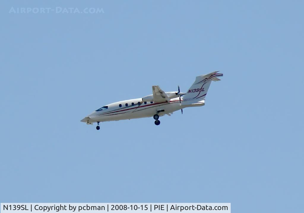 N139SL, 2005 Piaggio P-180 C/N 1104, on Final at PIE