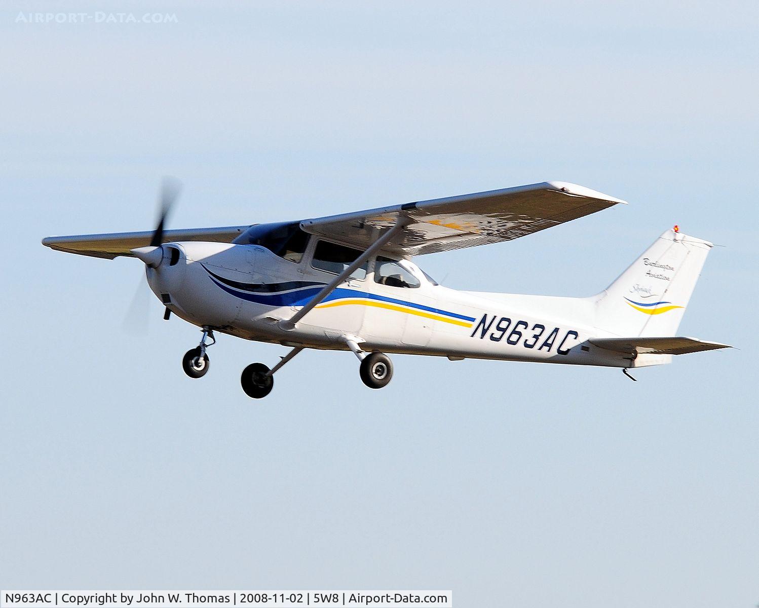 N963AC, 1999 Cessna 172S C/N 172S8259, Departing runway 4