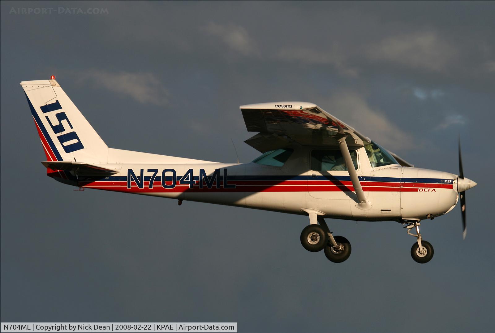 N704ML, 1976 Cessna 150M C/N 15078719, /