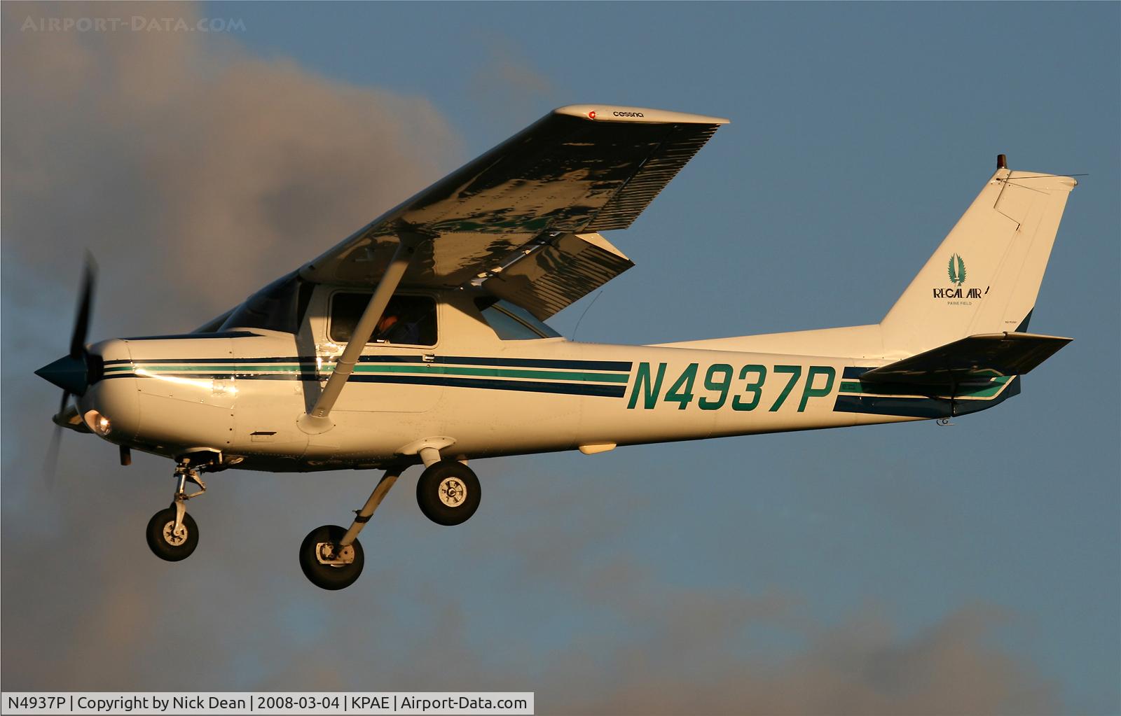 N4937P, 1981 Cessna 152 C/N 15284849, /