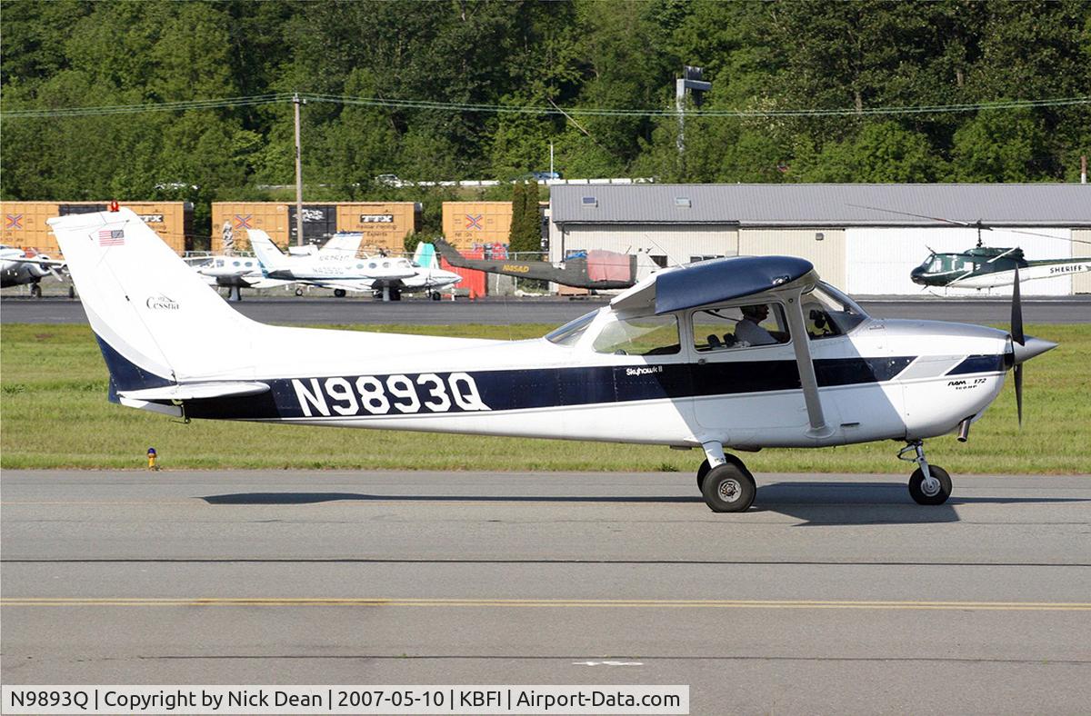 N9893Q, 1975 Cessna 172M C/N 17265837, /